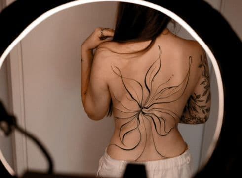 fine-line tattoo · piece 01 · Aleksandra, Kraska Tattoo, Rishon LeZion