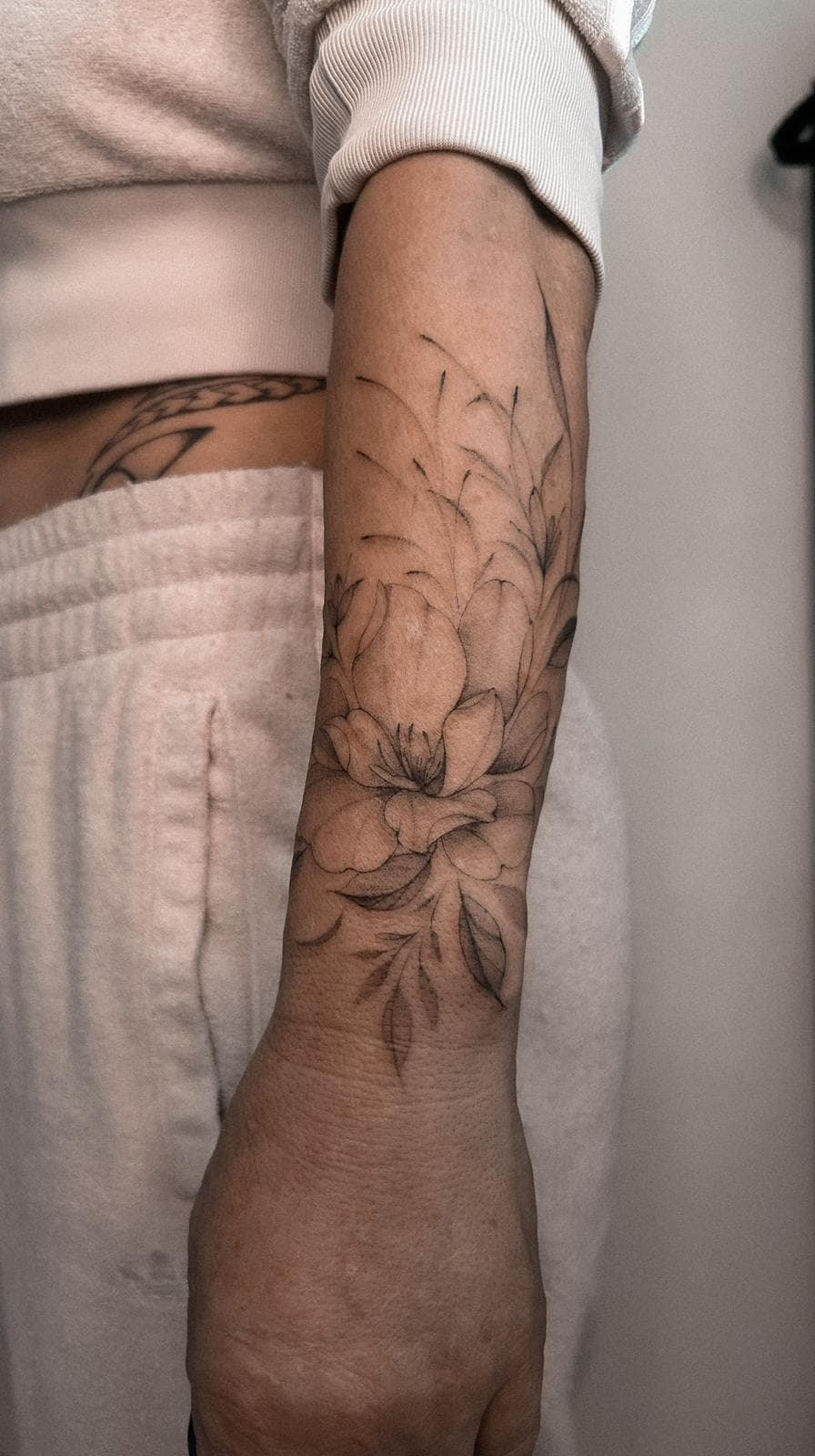 fine-line tattoo · piece 12 · Aleksandra, Kraska Tattoo, Rishon LeZion