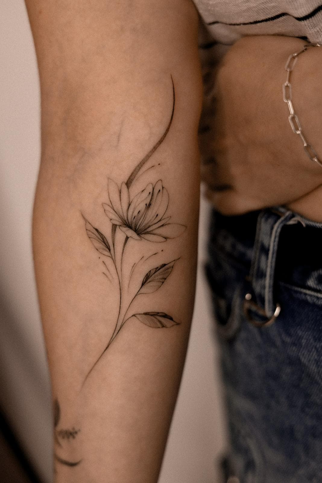 fine-line tattoo · piece 18 · Aleksandra, Kraska Tattoo, Rishon LeZion